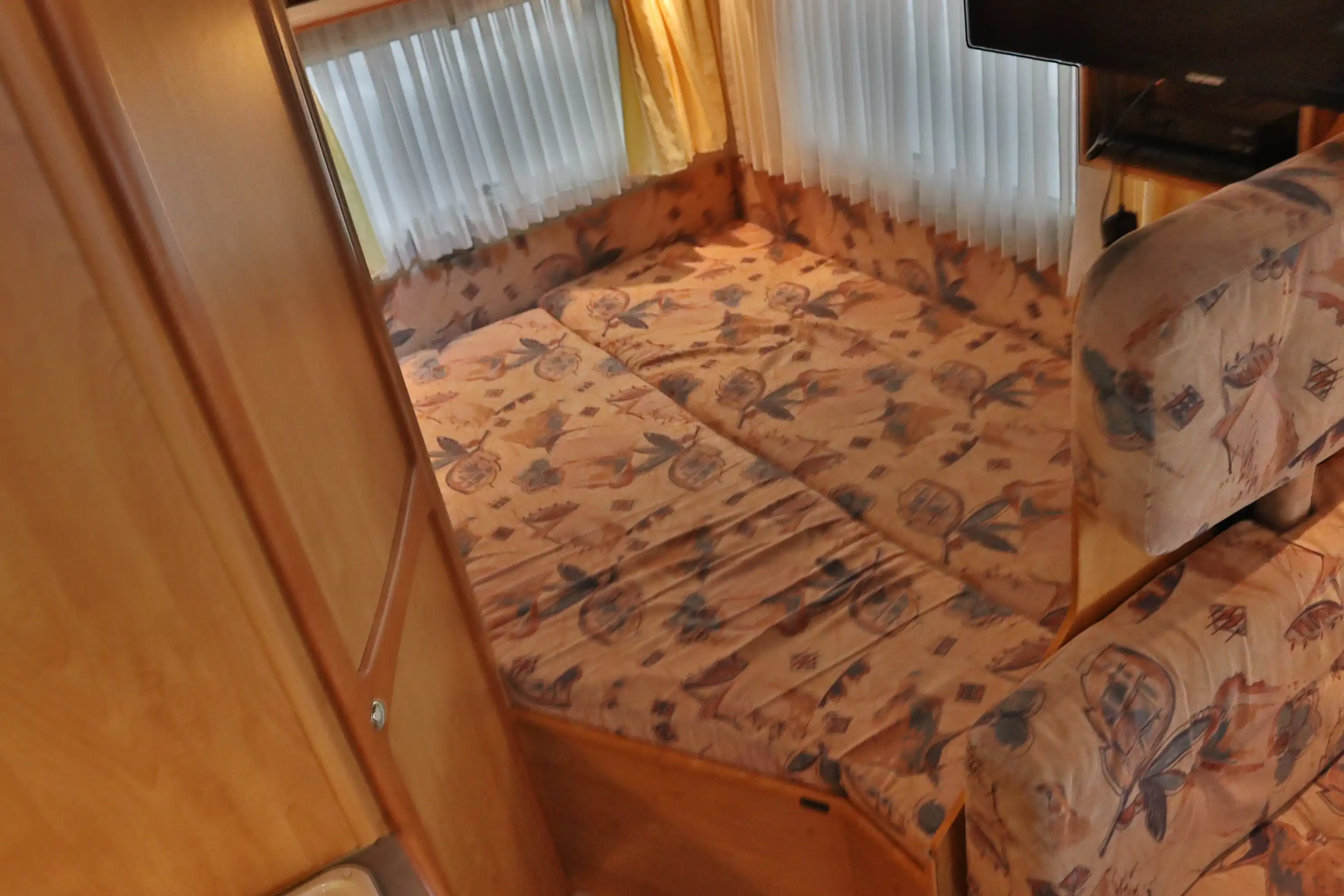 EURAMOBIL Contura 612 SB